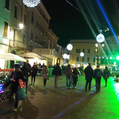 Villaggio Esmera Desenzano del Garda Exterior photo